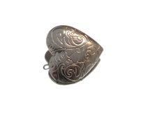 (image for) 28mm Heart Photo Locket Silver Metal Pendant