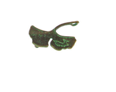 32 x 46mm Ginko Leaf Green Petina Metal Pendant