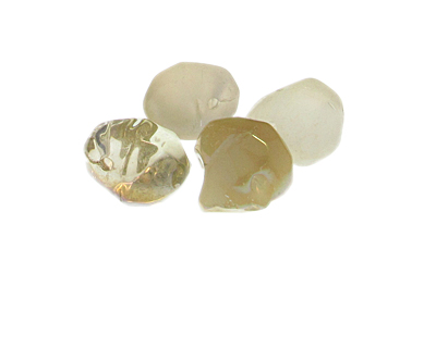 (image for) 24 x 20mm Random Ivory Skull Glass Bead, 4 beads